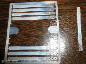 Одноразовые палочки для нанесения лака на ногти