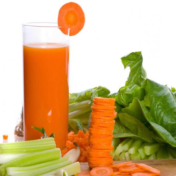 Как приготовить сок от анемии - сок от шпината, сельдерея и морковной анемии