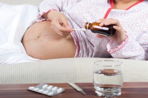 Можно ли пить сироп Доктор МОМ при беременности на 1-3 триместре