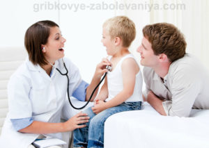 При первых симптомах молочницы у ребенка сразу обратитесь к педиатру