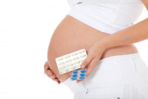 Принимать лекарство при беременности