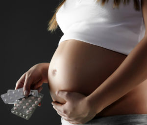 Лечение уретрита при беременности проходит под наблюдением врача!