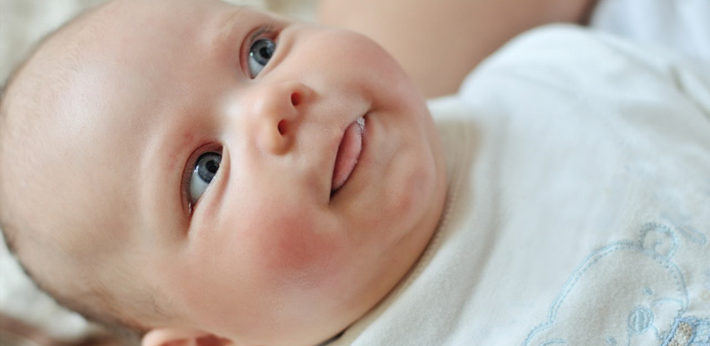 Сыпь на лице у новорожденного ребенка